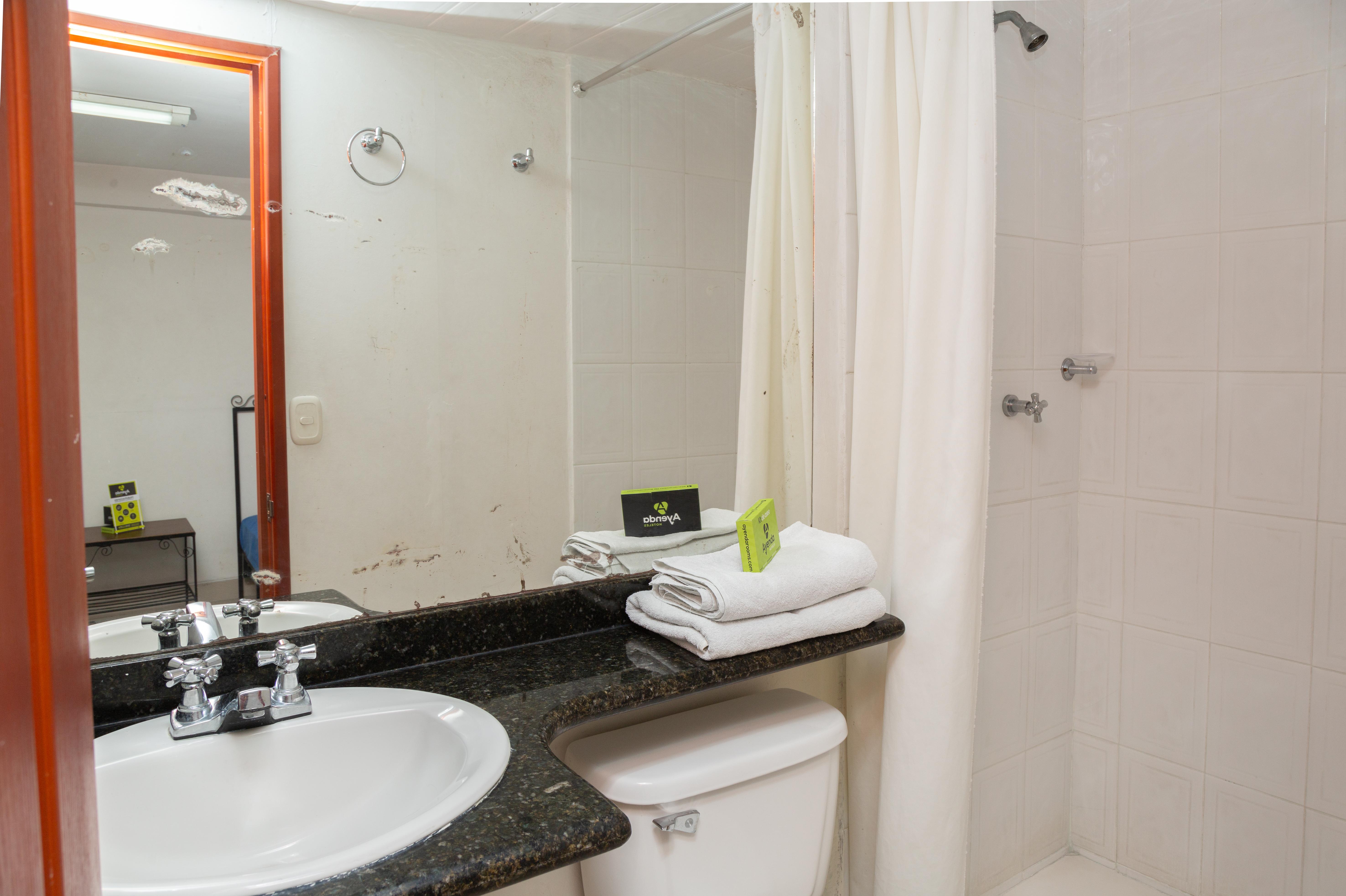 Ayenda 1131 Casa Valencia Hotel Manizales Eksteriør billede