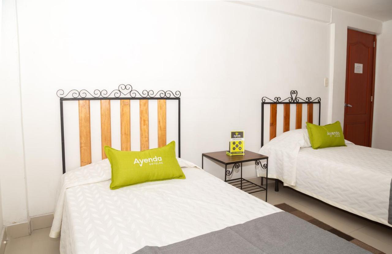 Ayenda 1131 Casa Valencia Hotel Manizales Eksteriør billede